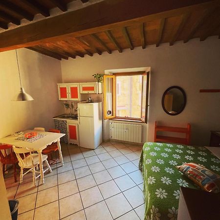 Anitta GuestHouse Castagneto Carducci Extérieur photo